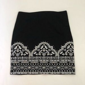 White House Black Market Embroidered Mini Skirt 0